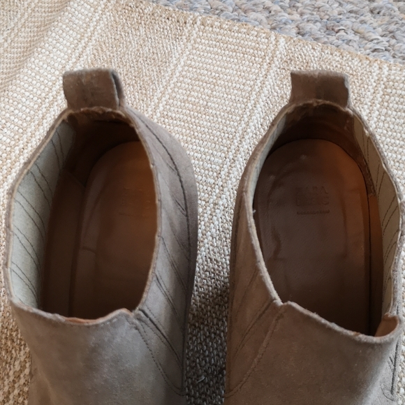 Zara suede ankle boots - size 39 - Picture 3 of 3